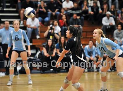 Thumbnail 3 in La Salle vs. St. Lucy's (CIF SS D2AA Final) photogallery.