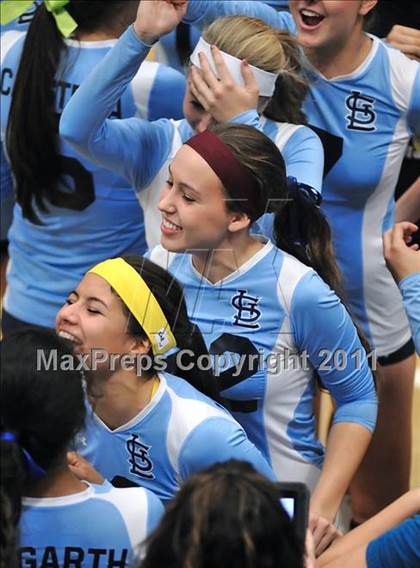 Thumbnail 2 in La Salle vs. St. Lucy's (CIF SS D2AA Final) photogallery.