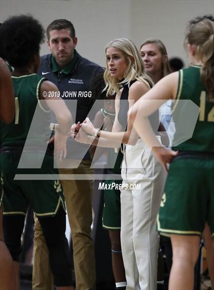 Thumbnail 2 in Marietta vs. Wesleyan photogallery.