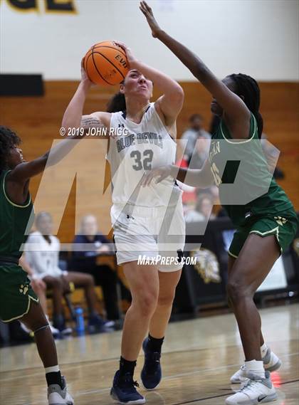 Thumbnail 3 in Marietta vs. Wesleyan photogallery.