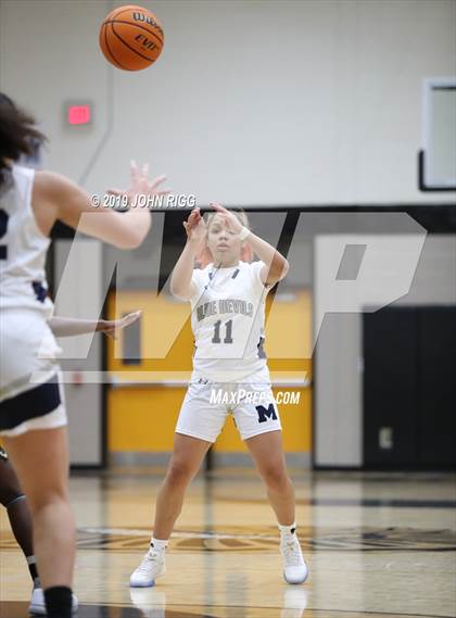 Thumbnail 1 in Marietta vs. Wesleyan photogallery.