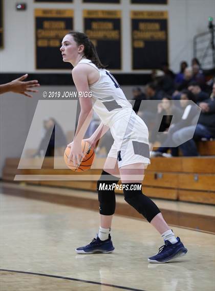 Thumbnail 3 in Marietta vs. Wesleyan photogallery.