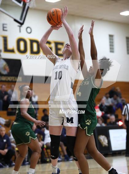 Thumbnail 1 in Marietta vs. Wesleyan photogallery.