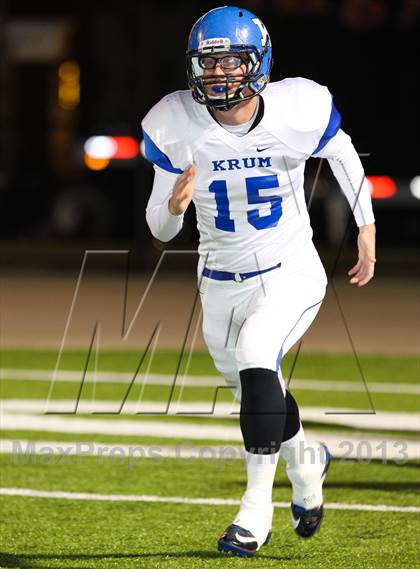 Thumbnail 2 in Argyle vs. Krum (UIL 3A D2 Bi-District Playoff) photogallery.