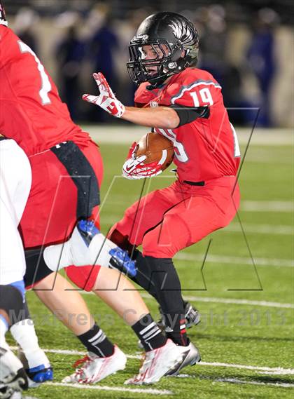 Thumbnail 3 in Argyle vs. Krum (UIL 3A D2 Bi-District Playoff) photogallery.