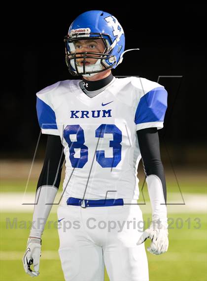 Thumbnail 2 in Argyle vs. Krum (UIL 3A D2 Bi-District Playoff) photogallery.