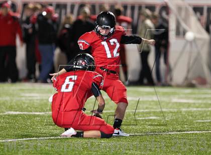 Thumbnail 3 in Argyle vs. Krum (UIL 3A D2 Bi-District Playoff) photogallery.