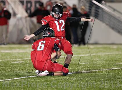 Thumbnail 1 in Argyle vs. Krum (UIL 3A D2 Bi-District Playoff) photogallery.