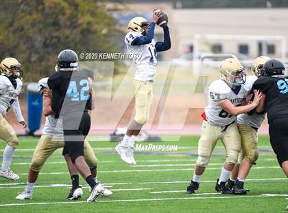 Thumbnail 2 in Harlan vs O'Connor (Freshman B) photogallery.