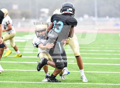 Thumbnail 3 in Harlan vs O'Connor (Freshman B) photogallery.