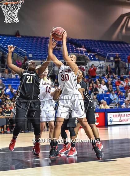 Thumbnail 1 in Russellville vs. Jonesboro (AAA 6A Final) photogallery.