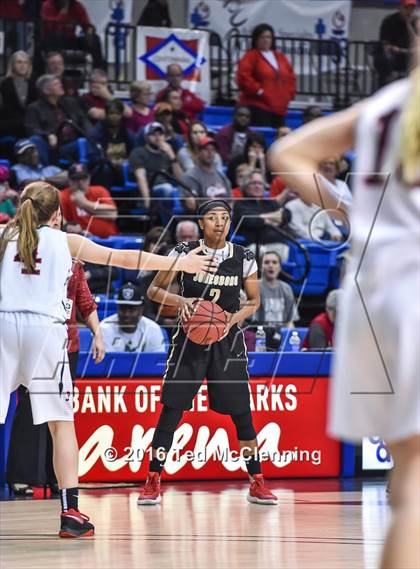 Thumbnail 3 in Russellville vs. Jonesboro (AAA 6A Final) photogallery.