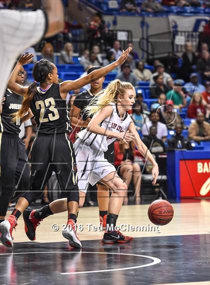 Thumbnail 3 in Russellville vs. Jonesboro (AAA 6A Final) photogallery.