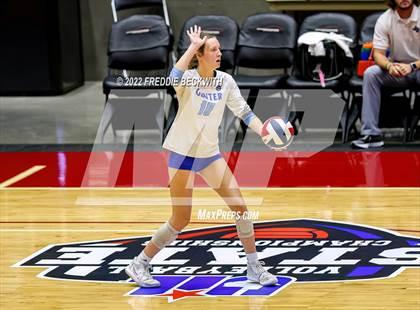 Thumbnail 1 in Columbus vs. Gunter (UIL 3A Semifinal) photogallery.