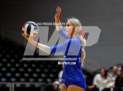Thumbnail 3 in Columbus vs. Gunter (UIL 3A Semifinal) photogallery.