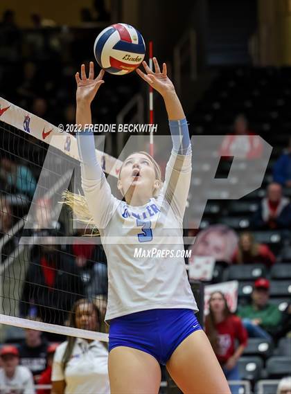 Thumbnail 2 in Columbus vs. Gunter (UIL 3A Semifinal) photogallery.
