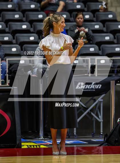 Thumbnail 3 in Columbus vs. Gunter (UIL 3A Semifinal) photogallery.