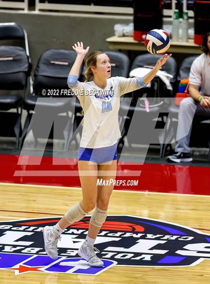 Thumbnail 3 in Columbus vs. Gunter (UIL 3A Semifinal) photogallery.