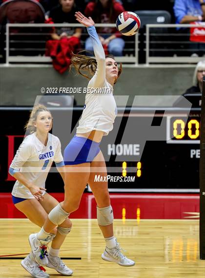 Thumbnail 2 in Columbus vs. Gunter (UIL 3A Semifinal) photogallery.