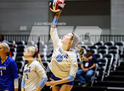 Thumbnail 1 in Columbus vs. Gunter (UIL 3A Semifinal) photogallery.