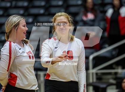 Thumbnail 1 in Columbus vs. Gunter (UIL 3A Semifinal) photogallery.