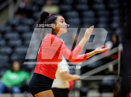 Thumbnail 2 in Columbus vs. Gunter (UIL 3A Semifinal) photogallery.