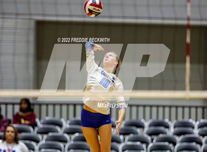 Thumbnail 2 in Columbus vs. Gunter (UIL 3A Semifinal) photogallery.