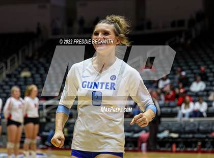 Thumbnail 3 in Columbus vs. Gunter (UIL 3A Semifinal) photogallery.