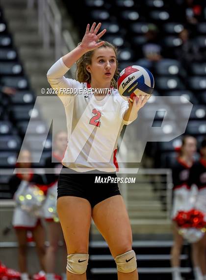 Thumbnail 1 in Columbus vs. Gunter (UIL 3A Semifinal) photogallery.