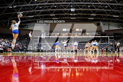 Thumbnail 3 in Columbus vs. Gunter (UIL 3A Semifinal) photogallery.
