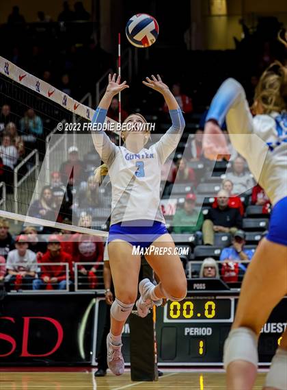 Thumbnail 2 in Columbus vs. Gunter (UIL 3A Semifinal) photogallery.