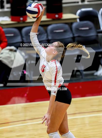 Thumbnail 3 in Columbus vs. Gunter (UIL 3A Semifinal) photogallery.