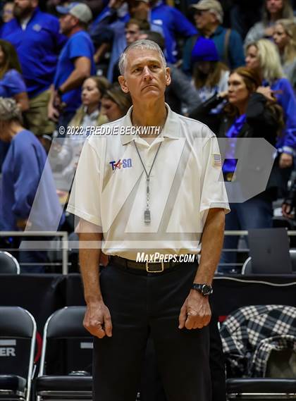 Thumbnail 1 in Columbus vs. Gunter (UIL 3A Semifinal) photogallery.