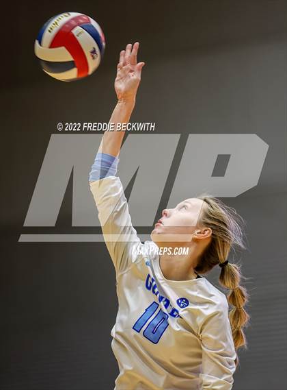 Thumbnail 3 in Columbus vs. Gunter (UIL 3A Semifinal) photogallery.