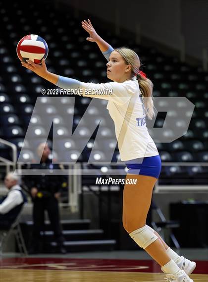 Thumbnail 3 in Columbus vs. Gunter (UIL 3A Semifinal) photogallery.