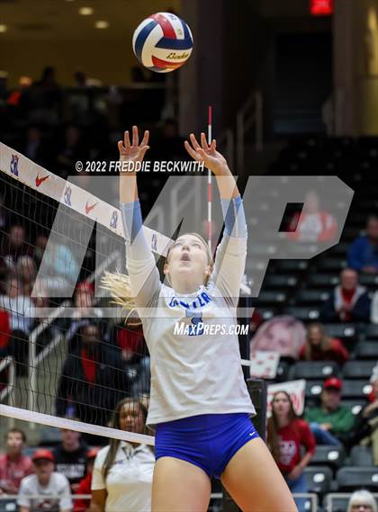 Thumbnail 3 in Columbus vs. Gunter (UIL 3A Semifinal) photogallery.