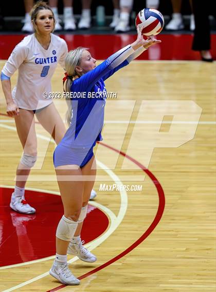 Thumbnail 1 in Columbus vs. Gunter (UIL 3A Semifinal) photogallery.
