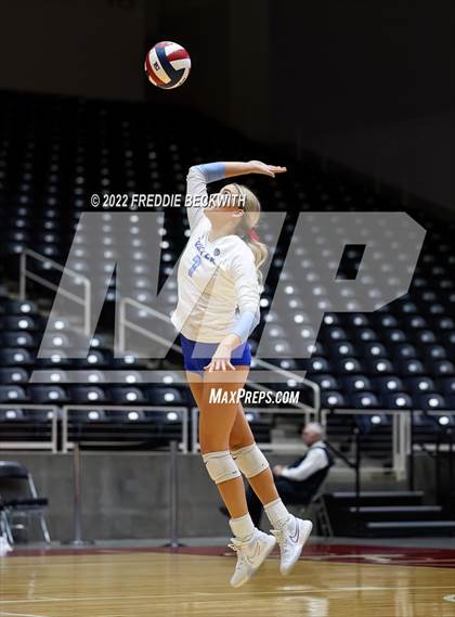 Thumbnail 3 in Columbus vs. Gunter (UIL 3A Semifinal) photogallery.