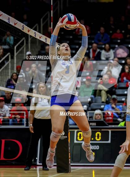 Thumbnail 1 in Columbus vs. Gunter (UIL 3A Semifinal) photogallery.