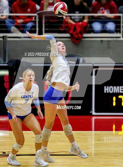 Thumbnail 3 in Columbus vs. Gunter (UIL 3A Semifinal) photogallery.