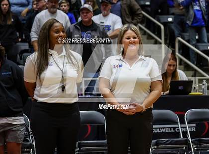 Thumbnail 2 in Columbus vs. Gunter (UIL 3A Semifinal) photogallery.