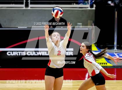 Thumbnail 3 in Columbus vs. Gunter (UIL 3A Semifinal) photogallery.