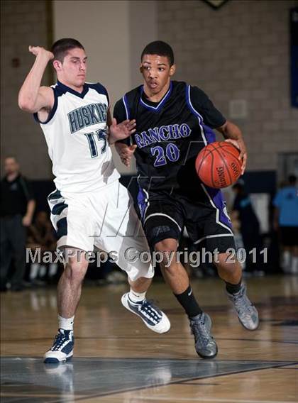 Thumbnail 3 in Rancho Cucamonga vs Chino Hills (I have a Dream Classic) photogallery.