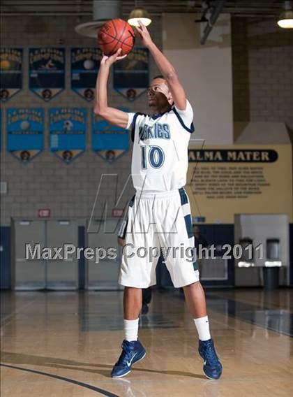 Thumbnail 3 in Rancho Cucamonga vs Chino Hills (I have a Dream Classic) photogallery.