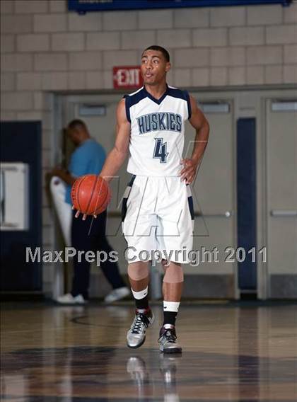 Thumbnail 2 in Rancho Cucamonga vs Chino Hills (I have a Dream Classic) photogallery.