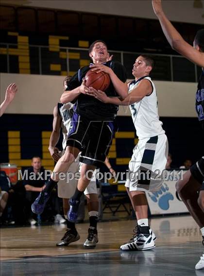 Thumbnail 1 in Rancho Cucamonga vs Chino Hills (I have a Dream Classic) photogallery.