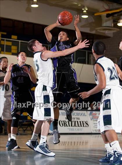 Thumbnail 3 in Rancho Cucamonga vs Chino Hills (I have a Dream Classic) photogallery.