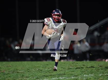 Thumbnail 3 in Indian Valley @ Logan Elm (OHSAA D4 Regional) photogallery.