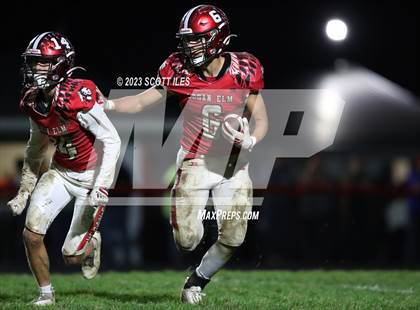 Thumbnail 2 in Indian Valley @ Logan Elm (OHSAA D4 Regional) photogallery.