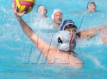 Thumbnail 3 in Tesoro vs Palos Verdes (TRX Weisz Cup) photogallery.